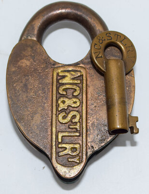 NC&STL RY LOCK