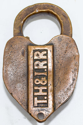 TH&I RR LOCK