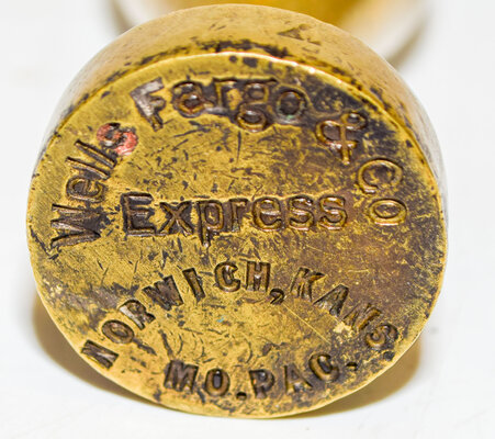 WELLS FARGO & CO EXPRESS SEAL