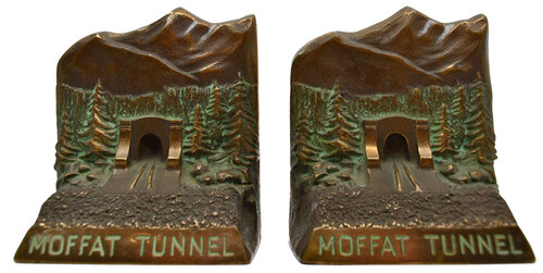 D&SL MOFFAT ROAD BOOKENDS  
