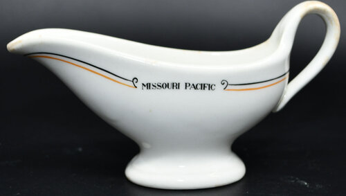 MP BISMARCK SAUCE BOAT  
