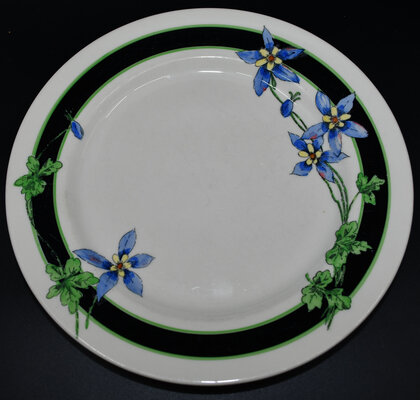 UP COLUMBINE PLATE  
