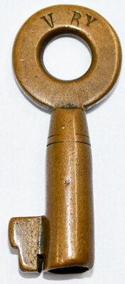 V RY KEY  
