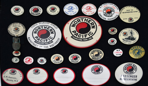 NORTHERN PACIFIC PINBACKS