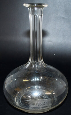 FRISCO WINE CARAFE