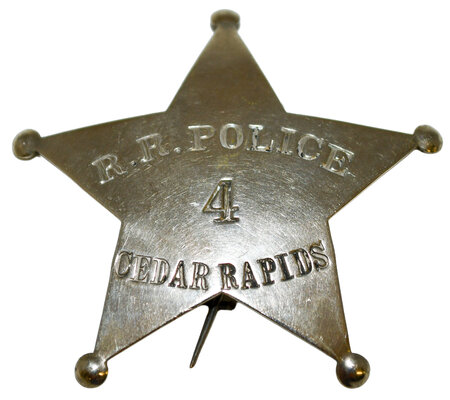 CEDAR RAPIDS RR POLICE BADGE
