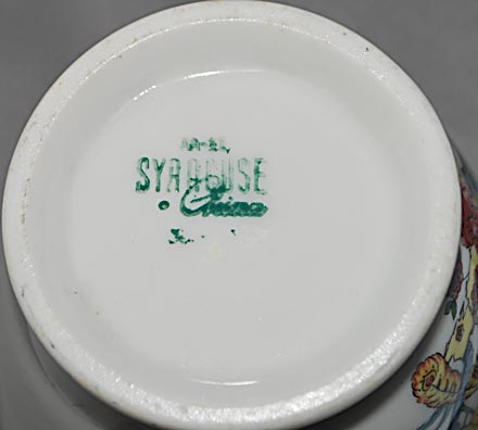 CMSTP&P PEACOCK EGG CUP