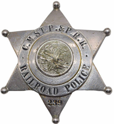 CMSTP&P RR RAILROAD POLICE BADGE